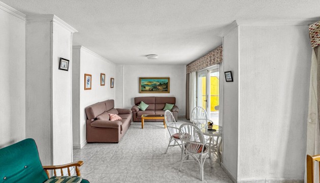 Resale - Apartment - Torrevieja - Playa de los Locos