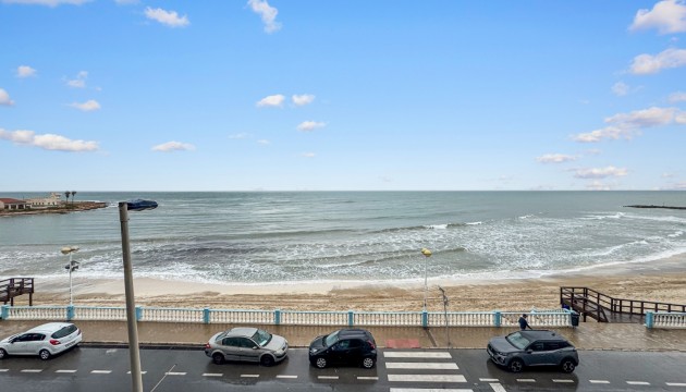 Resale - Apartment - Torrevieja - Playa de los Locos