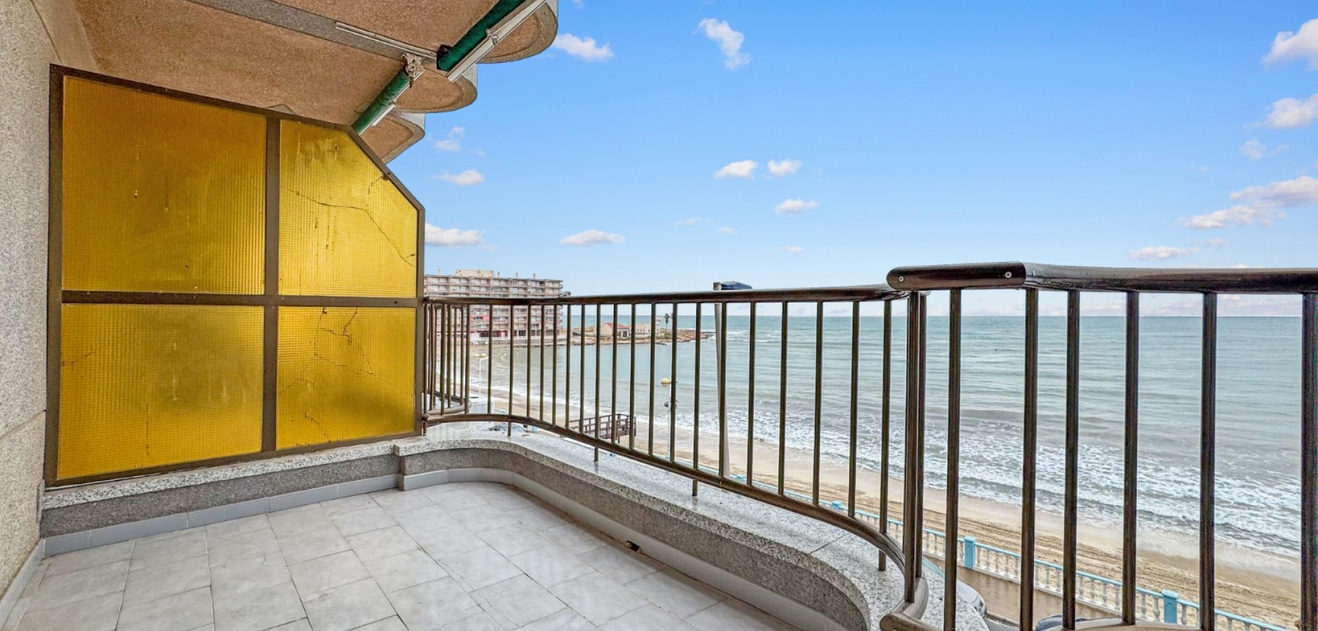 Apartment in Torrevieja - Image 3