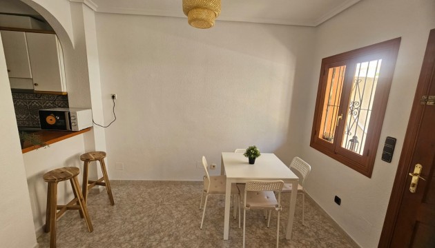 Odsprzedaż - Apartment - Orihuela Costa - Playa Flamenca