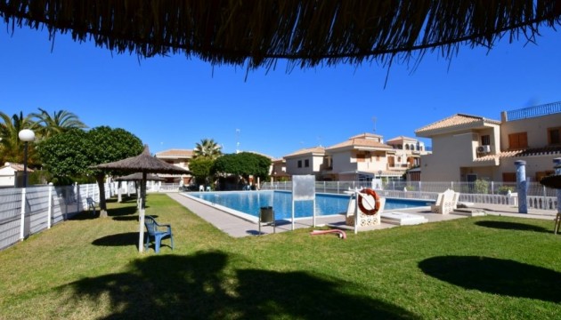 Odsprzedaż - Apartment - Orihuela Costa - Playa Flamenca