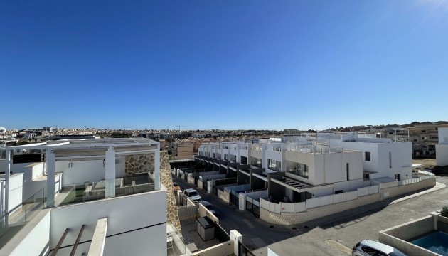 Odsprzedaż - Semi Detached Villa - Orihuela Costa - Villamartín