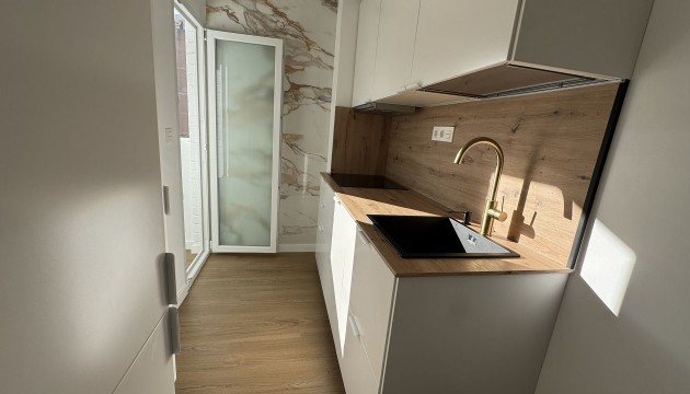 Odsprzedaż - Apartment - Orihuela Costa - Punta Prima