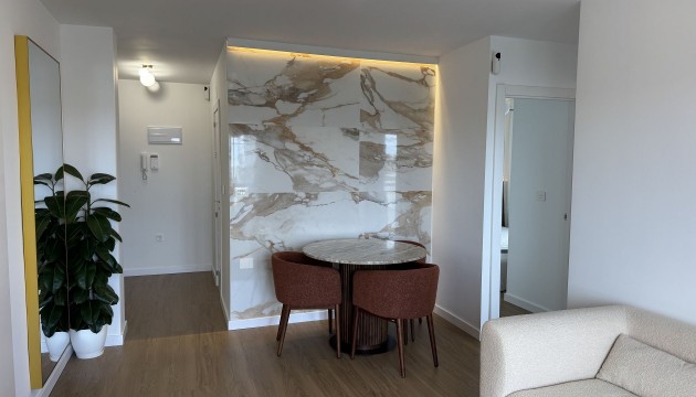 Odsprzedaż - Apartment - Orihuela Costa - Punta Prima