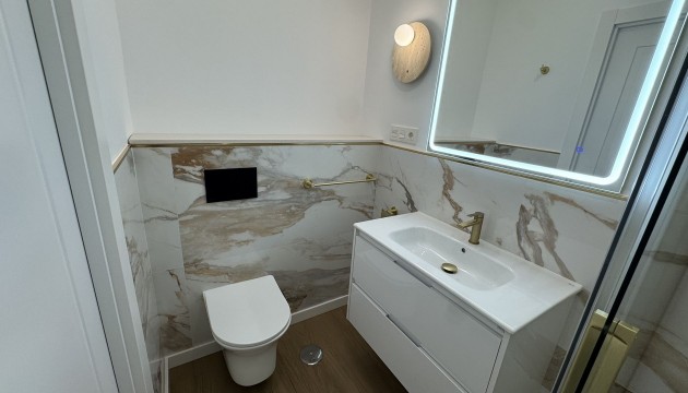 Odsprzedaż - Apartment - Orihuela Costa - Punta Prima