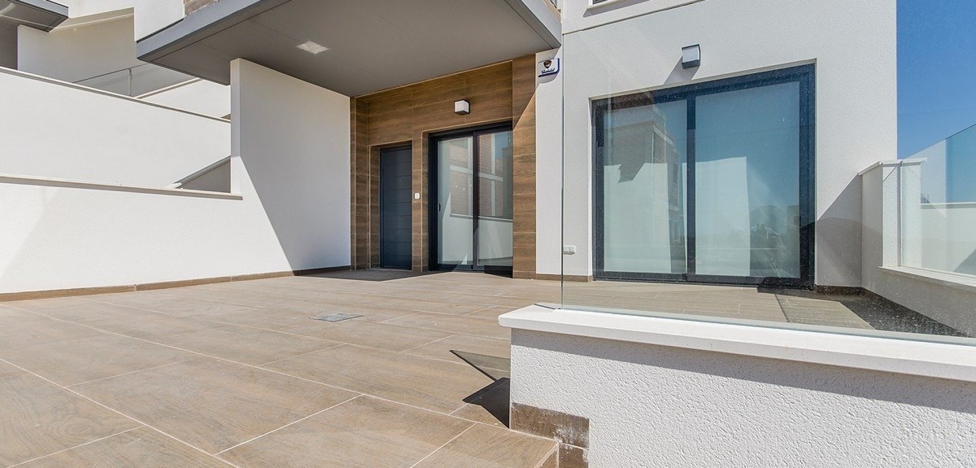 House in San Miguel de Salinas - view 1