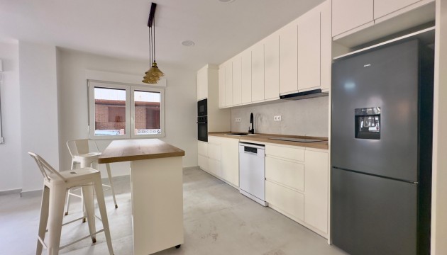 Odsprzedaż - Apartment - Torrevieja - El Acequión - Los Náufragos