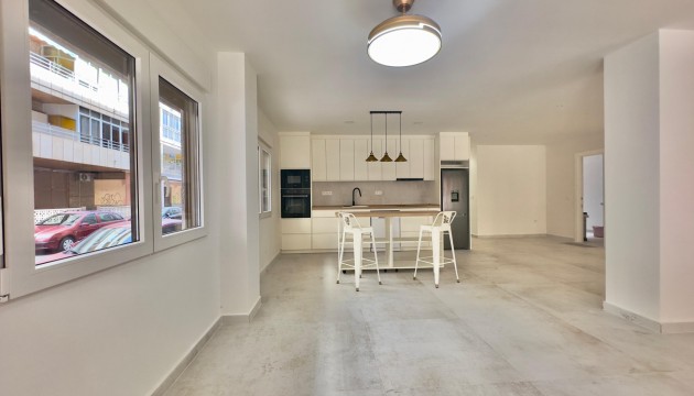 Odsprzedaż - Apartment - Torrevieja - El Acequión - Los Náufragos