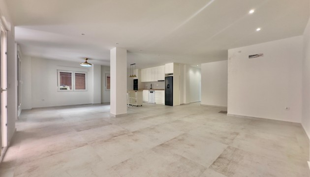 Odsprzedaż - Apartment - Torrevieja - El Acequión - Los Náufragos