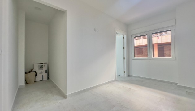 Odsprzedaż - Apartment - Torrevieja - El Acequión - Los Náufragos