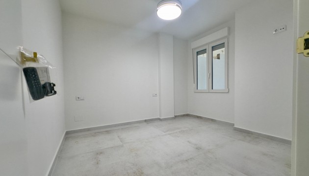 Odsprzedaż - Apartment - Torrevieja - El Acequión - Los Náufragos