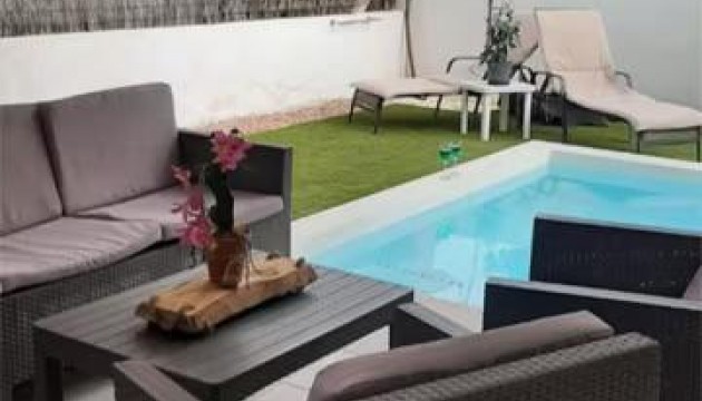 Odsprzedaż - Detached Villa - Orihuela Costa - Lomas de Cabo Roig