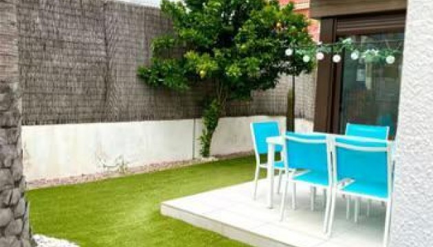 Odsprzedaż - Detached Villa - Orihuela Costa - Lomas de Cabo Roig