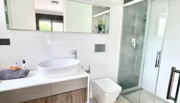 Odsprzedaż - Detached Villa - Orihuela Costa - Lomas de Cabo Roig