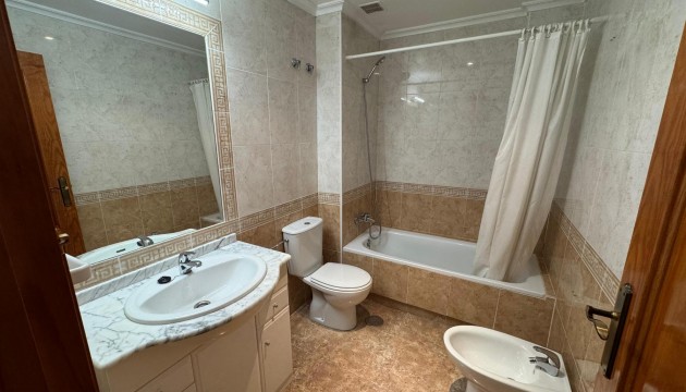 Odsprzedaż - Apartment - Orihuela Costa - Cabo Roig