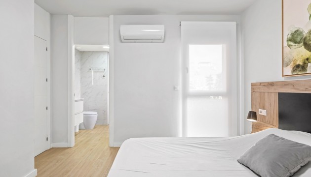 Odsprzedaż - Apartment - Orihuela Costa - Villamartín