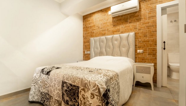 Odsprzedaż - Apartment - Torrevieja - Playa del Cura