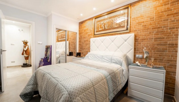 Odsprzedaż - Apartment - Torrevieja - Playa del Cura