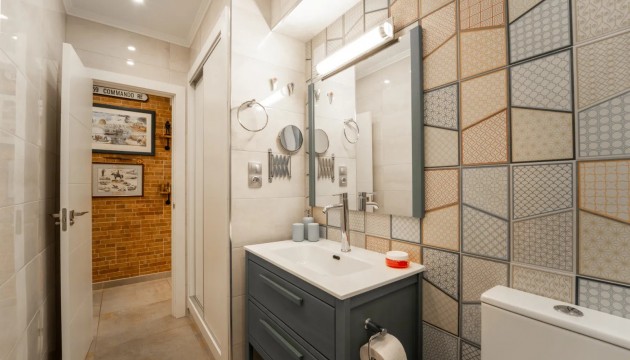 Odsprzedaż - Apartment - Torrevieja - Playa del Cura