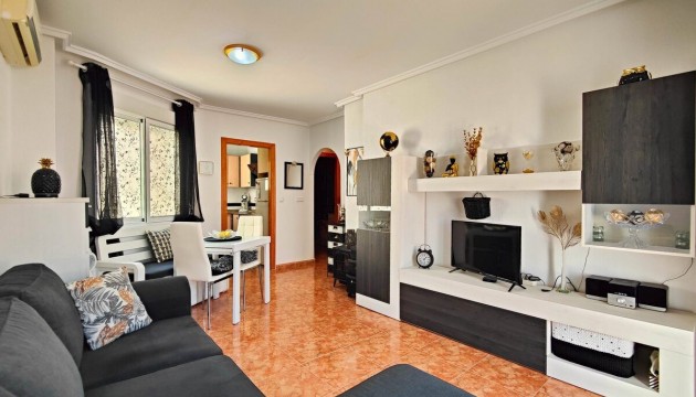 Odsprzedaż - Apartment - Torrevieja - Playa del Cura