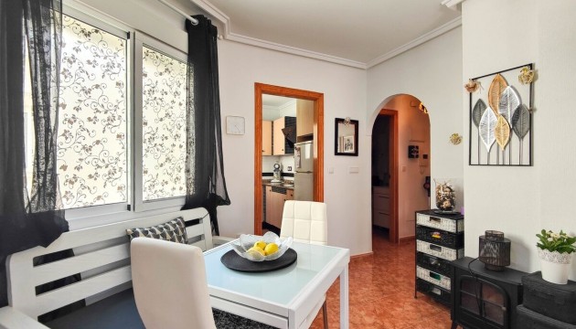 Odsprzedaż - Apartment - Torrevieja - Playa del Cura