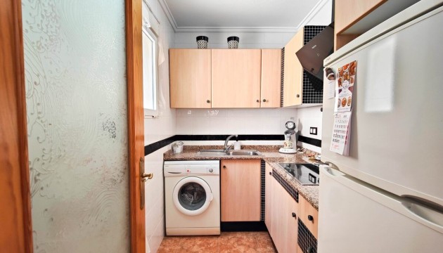 Odsprzedaż - Apartment - Torrevieja - Playa del Cura