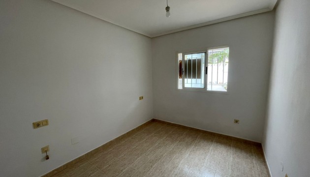Resale - Apartment - Orihuela Costa