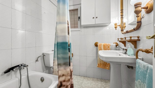 Odsprzedaż - Apartment - Torrevieja - Playa de los Locos