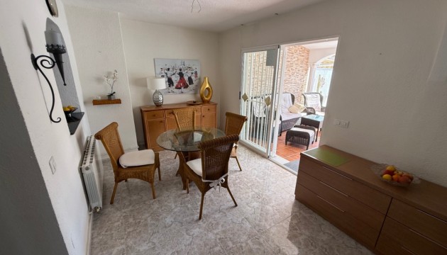 Перепродажа - Таунхаус - Torrevieja