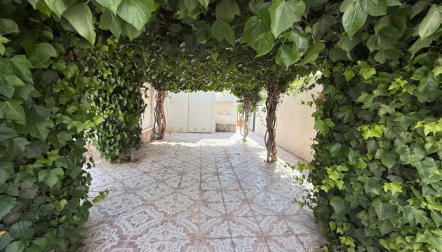 Перепродажа - Таунхаус - Torrevieja