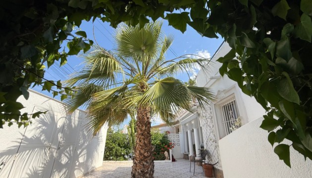 Перепродажа - Таунхаус - Torrevieja