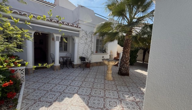 Перепродажа - Таунхаус - Torrevieja