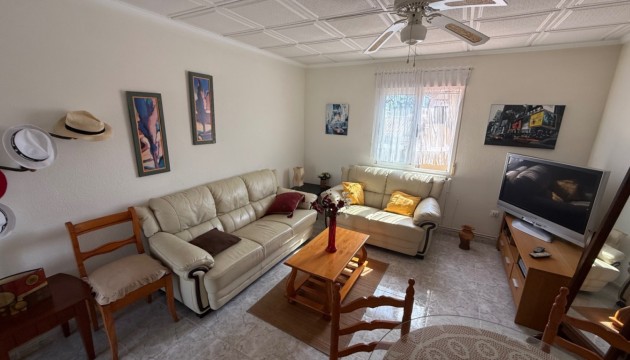 Перепродажа - Таунхаус - Torrevieja