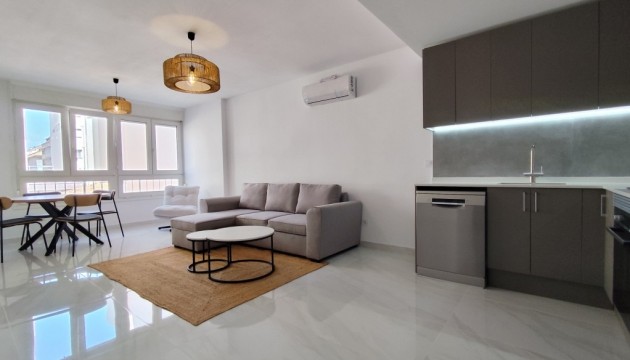 Resale - Apartment - Torrevieja