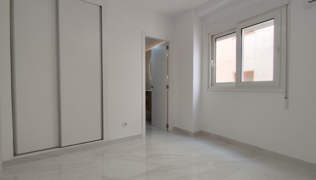 Resale - Apartment - Torrevieja