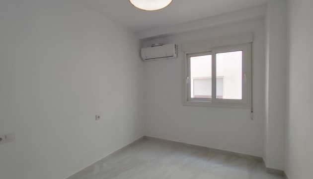 Resale - Apartment - Torrevieja