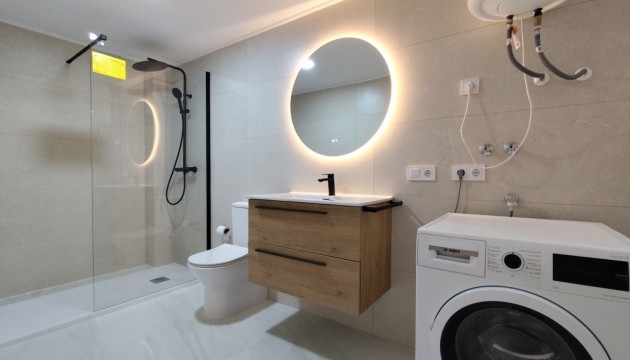 Resale - Apartment - Torrevieja