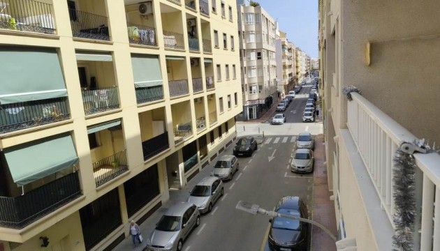 Resale - Apartment - Torrevieja