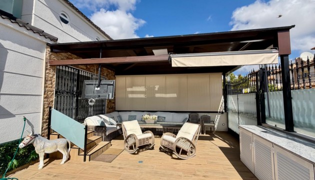 Odsprzedaż - Semi Detached Villa - Orihuela Costa - La Zenia