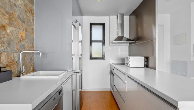 Odsprzedaż - Apartment - Orihuela Costa - La Zenia