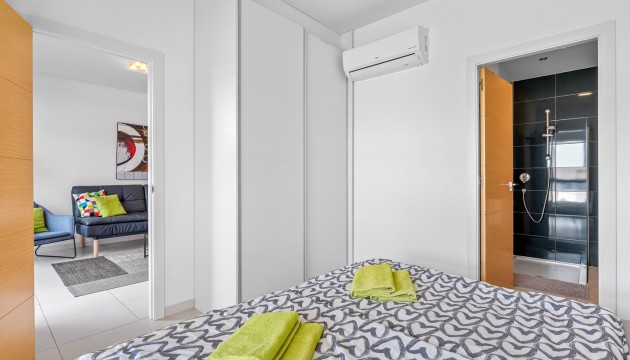 Odsprzedaż - Apartment - Orihuela Costa - La Zenia