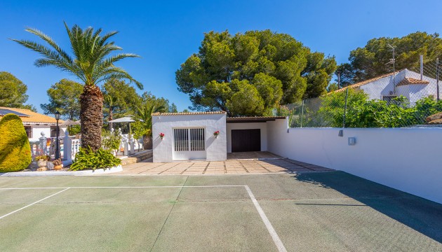 Odsprzedaż - Detached Villa - Orihuela - Orihuela Costa