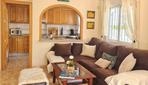 Odsprzedaż - Detached Villa - Orihuela Costa - Los Dolses