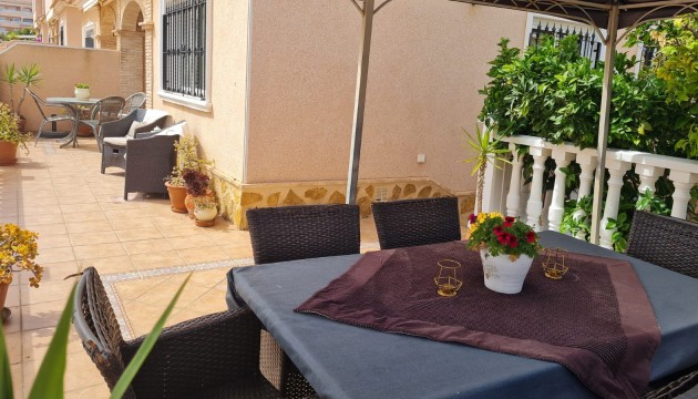 Odsprzedaż - Detached Villa - Orihuela Costa - Los Dolses