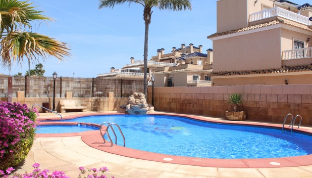 Odsprzedaż - Detached Villa - Orihuela Costa - Los Dolses
