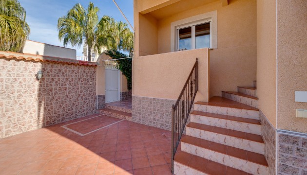Перепродажа - отдельная вилла - Torrevieja - El chaparral