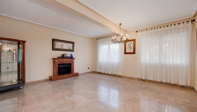 Перепродажа - отдельная вилла - Torrevieja - El chaparral