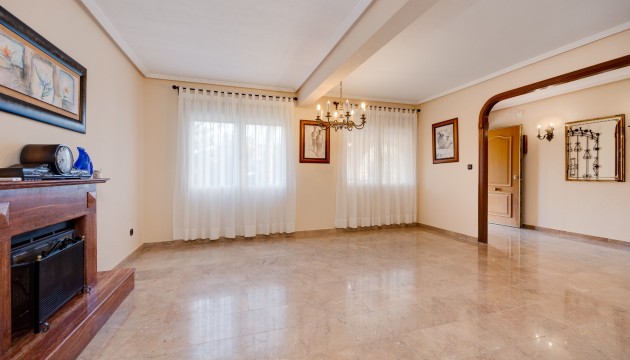 Перепродажа - отдельная вилла - Torrevieja - El chaparral