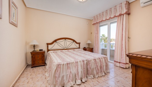Перепродажа - отдельная вилла - Torrevieja - El chaparral