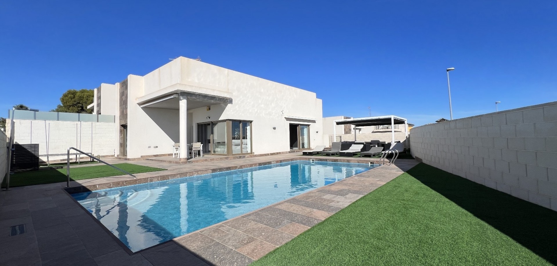 House in Los Balcones - view 1